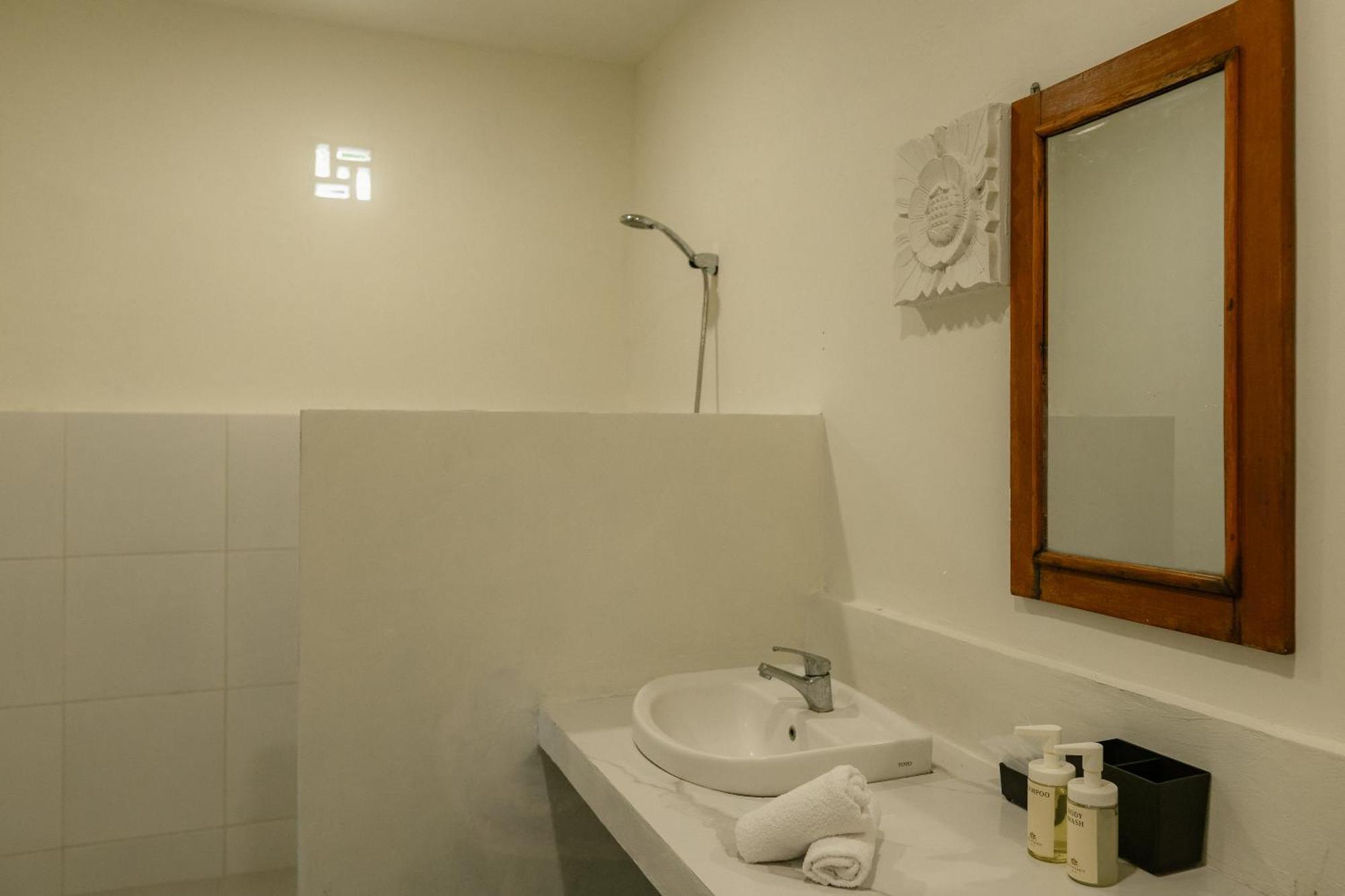 גילי טרוונגן Gili Paddy Hotel מראה חיצוני תמונה